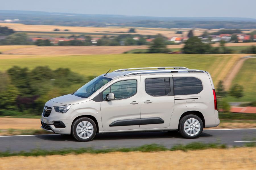  Opel Combo Life XL 2018 года  (фото 5 из 8)